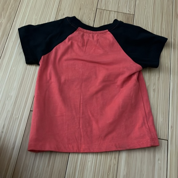 Boys Size 12M Marvel Short Sleeve Shirt - Picture 3 of 3